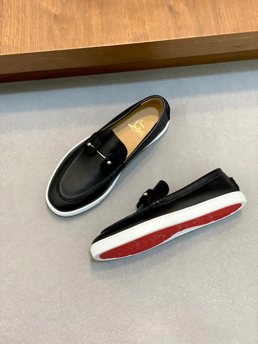 Men's shoes 💰740 christian louboutin (CL red sole shoes) exclusive hot model released 🎈🎈💪Movable latex feet👻Finished outsole line [Deyi] Global supply😝 [Top version]: original imported cowhide upper, top original leather lining, original molded TPU outsole, original 1:1 detail processing, original shoe last, large quantity available from stock, code number: 39-44 (38, 45 customized)